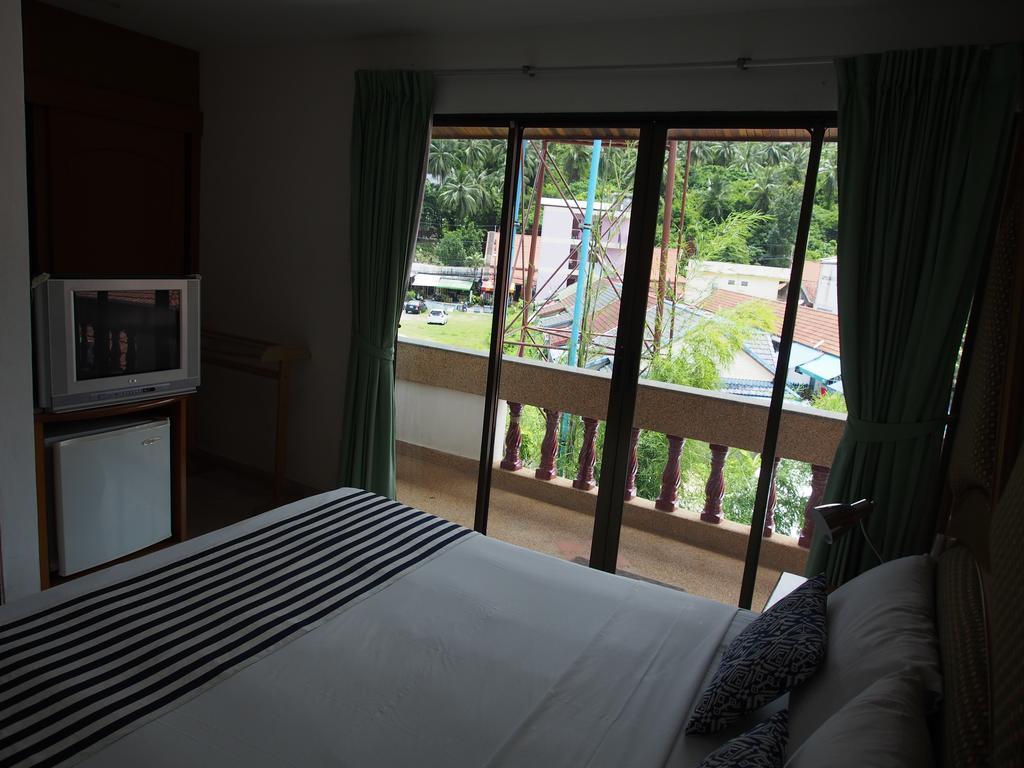 Waree'S Guesthouse Ката-Біч Екстер'єр фото