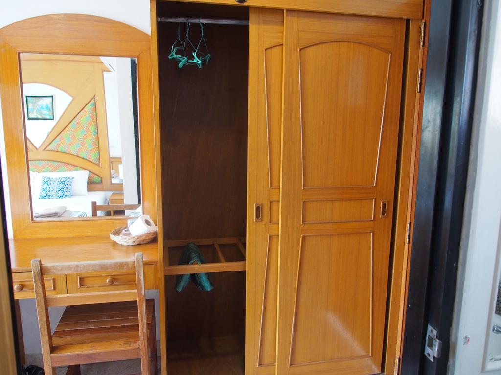Waree'S Guesthouse Ката-Біч Екстер'єр фото
